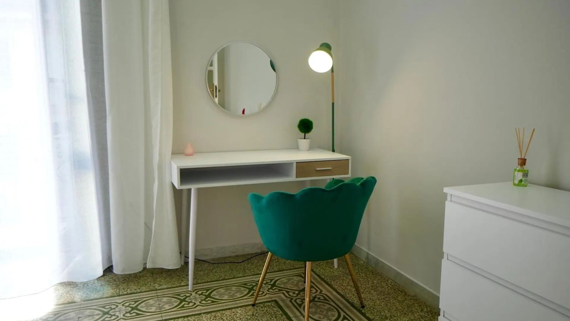Residenza Vecchia Napoli 60 Apartment