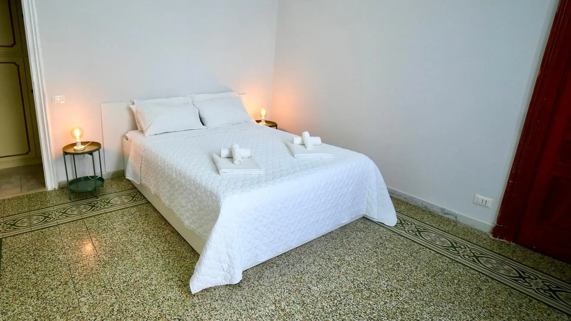 Residenza Vecchia Napoli 60 Apartment Naples
