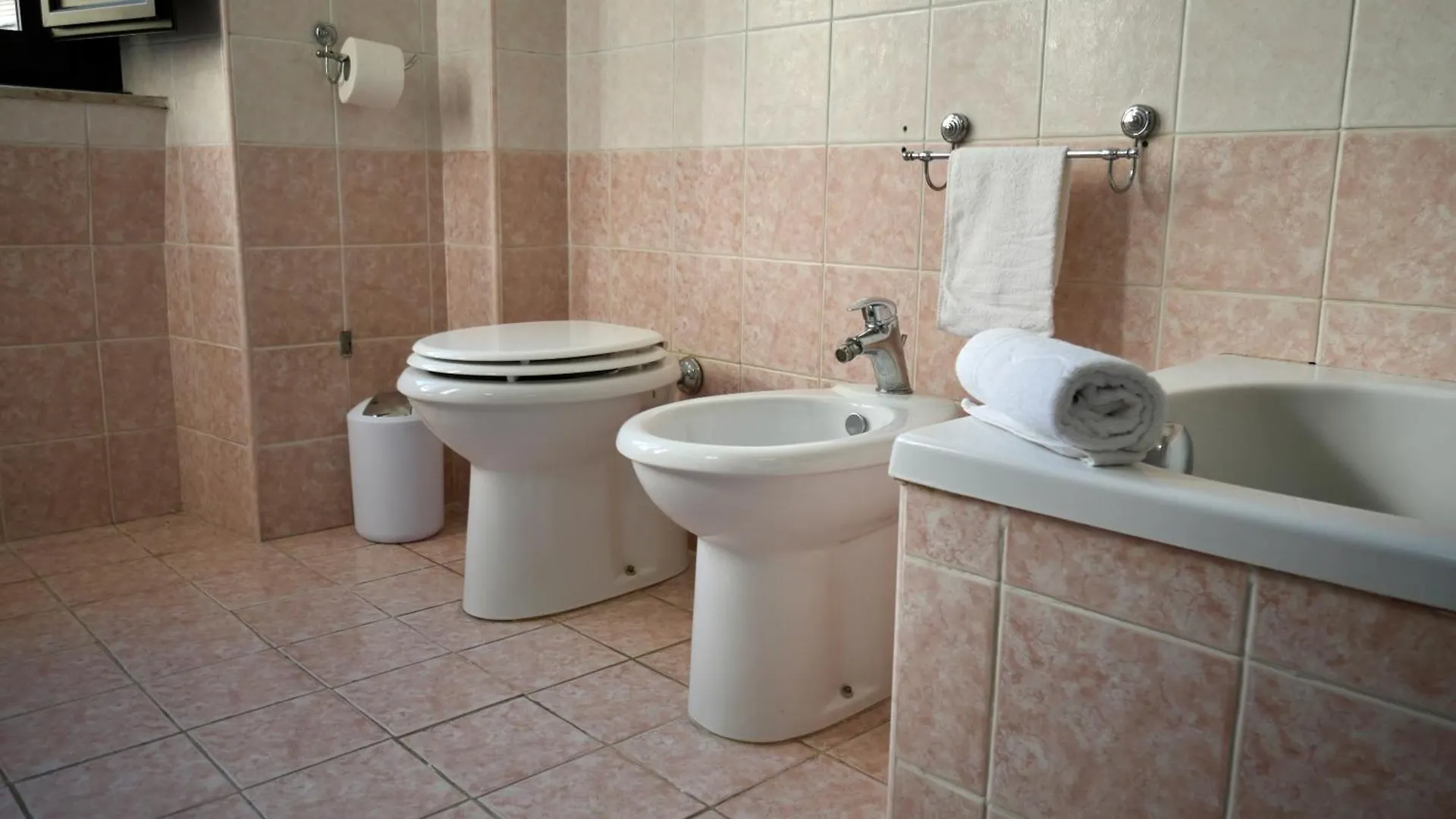 Residenza Vecchia Napoli 60 Apartment
